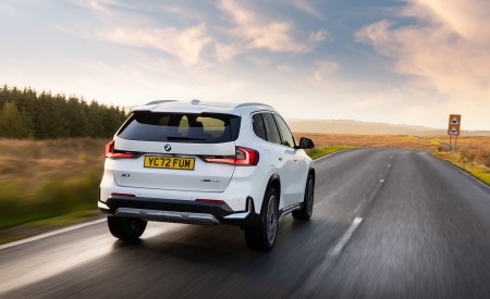 2023 BMW X1 xDrive23i xLine UK version Rear Wallpapers 450x275 (12)