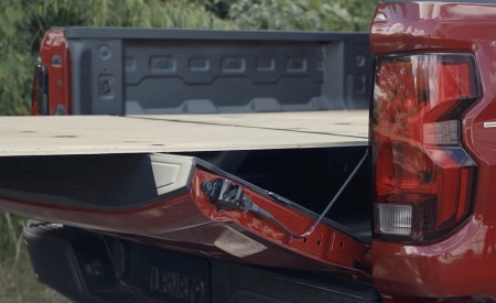 2023 Chevrolet Colorado Z71 Trail Boss Detail Wallpapers 450x275 (44)