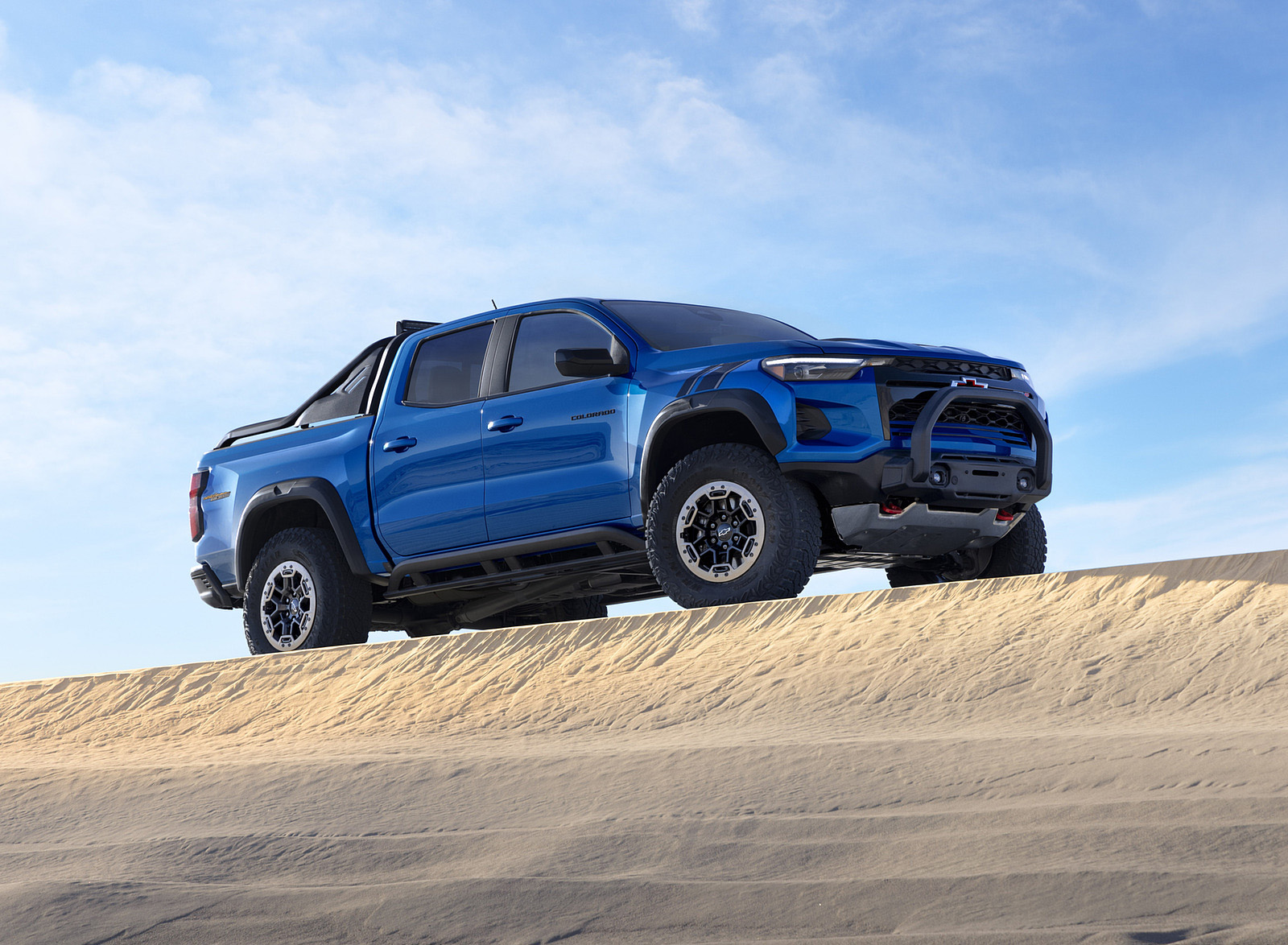 2023 Chevrolet Colorado ZR2 Front Three-Quarter Wallpapers (4)