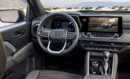 2023 Chevrolet Colorado ZR2 Interior Wallpapers 450x275 (20)