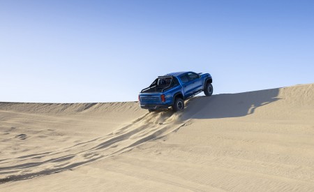 2023 Chevrolet Colorado ZR2 Off-Road Wallpapers 450x275 (3)