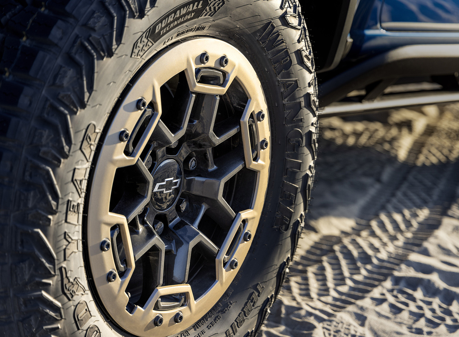 2023 Chevrolet Color:ado ZR2 Wheel Wallpapers (13)