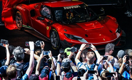 2023 Ferrari 296 GT3 Presentation Wallpapers  450x275 (14)