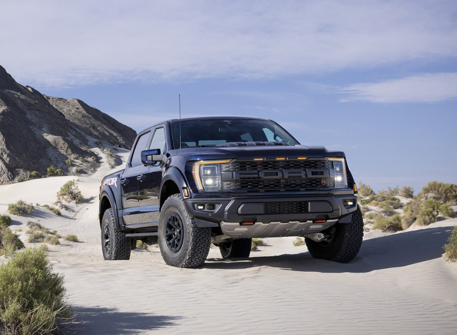 2023 Ford F-150 Raptor R Front Wallpapers (14)