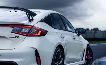 2023 Honda Civic Type R Detail Wallpapers 450x275 (68)