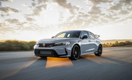 2023 Honda Civic Type R Front Three-Quarter Wallpapers 450x275 (15)