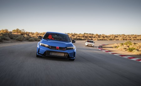 2023 Honda Civic Type R Front Wallpapers 450x275 (9)