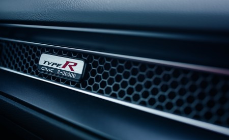 2023 Honda Civic Type R Interior Detail Wallpapers 450x275 (76)