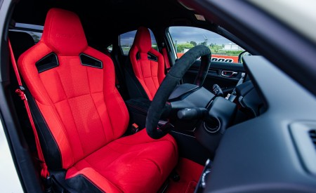 2023 Honda Civic Type R Interior Front Seats Wallpapers 450x275 (71)