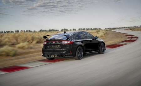 2023 Honda Civic Type R Rear Three-Quarter Wallpapers 450x275 (10)
