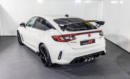 2023 Honda Civic Type R Rear Three-Quarter Wallpapers 450x275 (84)