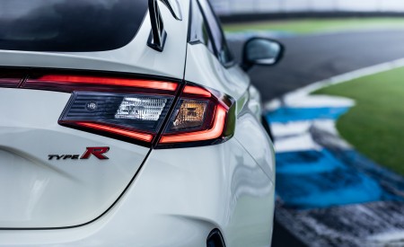 2023 Honda Civic Type R Tail Light Wallpapers 450x275 (67)