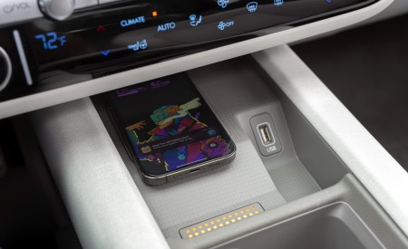 2023 Hyundai Ioniq 6 Central Console Wallpapers 450x275 (103)
