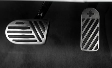 2023 Hyundai Ioniq 6 Pedals Wallpapers 450x275 (102)