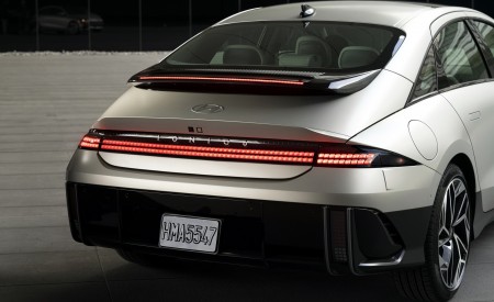 2023 Hyundai Ioniq 6 Rear Wallpapers 450x275 (53)