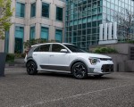 2023 Kia Niro Front Three-Quarter Wallpapers  150x120 (31)