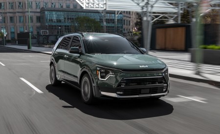 2023 Kia Niro Front Three-Quarter Wallpapers 450x275 (6)