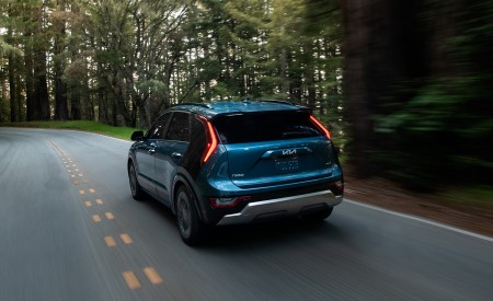 2023 Kia Niro Rear Wallpapers 450x275 (35)