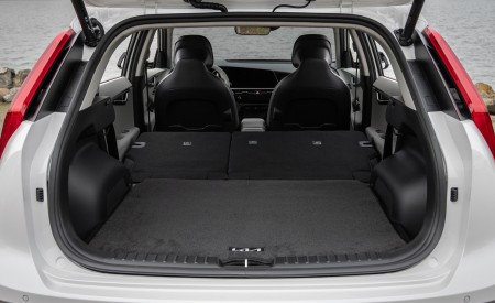 2023 Kia Niro Trunk Wallpapers 450x275 (25)