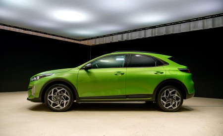 2023 Kia XCeed GT-Line Side Wallpapers 450x275 (7)