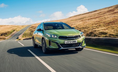 2023 Kia XCeed GT-line S (UK-Spec) Front Three-Quarter Wallpapers 450x275 (3)