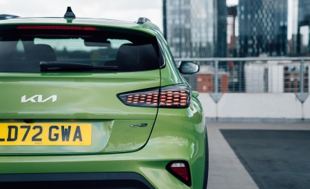 2023 Kia XCeed GT-line S (UK-Spec) Rear Wallpapers 450x275 (45)