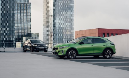 2023 Kia XCeed GT-line S (UK-Spec) Side Wallpapers 450x275 (19)