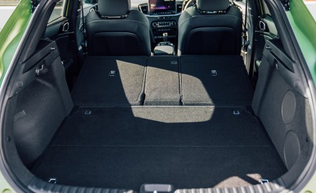 2023 Kia XCeed GT-line S (UK-Spec) Trunk Wallpapers 450x275 (91)