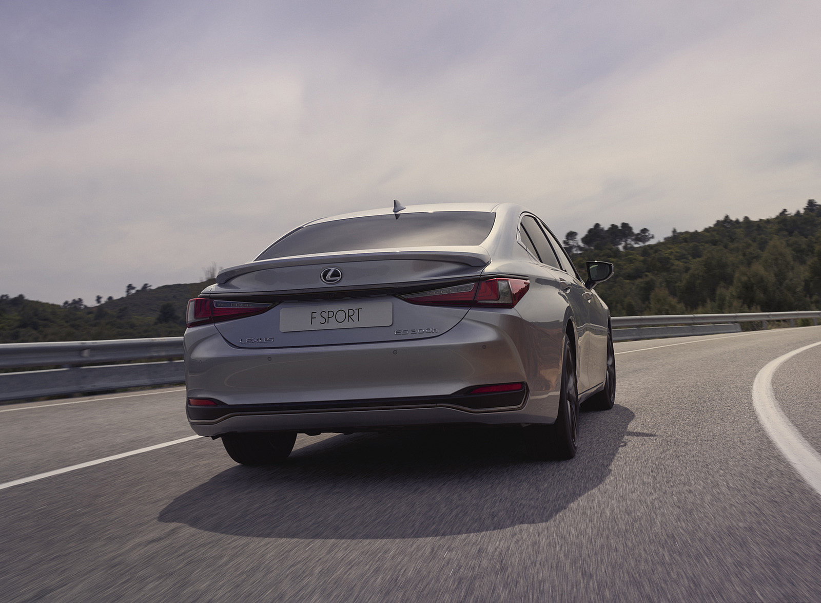 2023 Lexus ES (Euro-Spec) Rear Wallpapers (3)