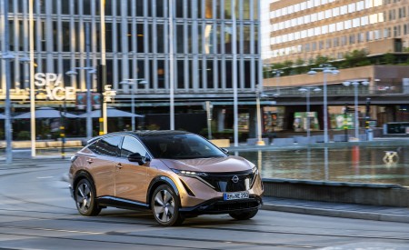 2023 Nissan Ariya Front Three-Quarter Wallpapers 450x275 (22)