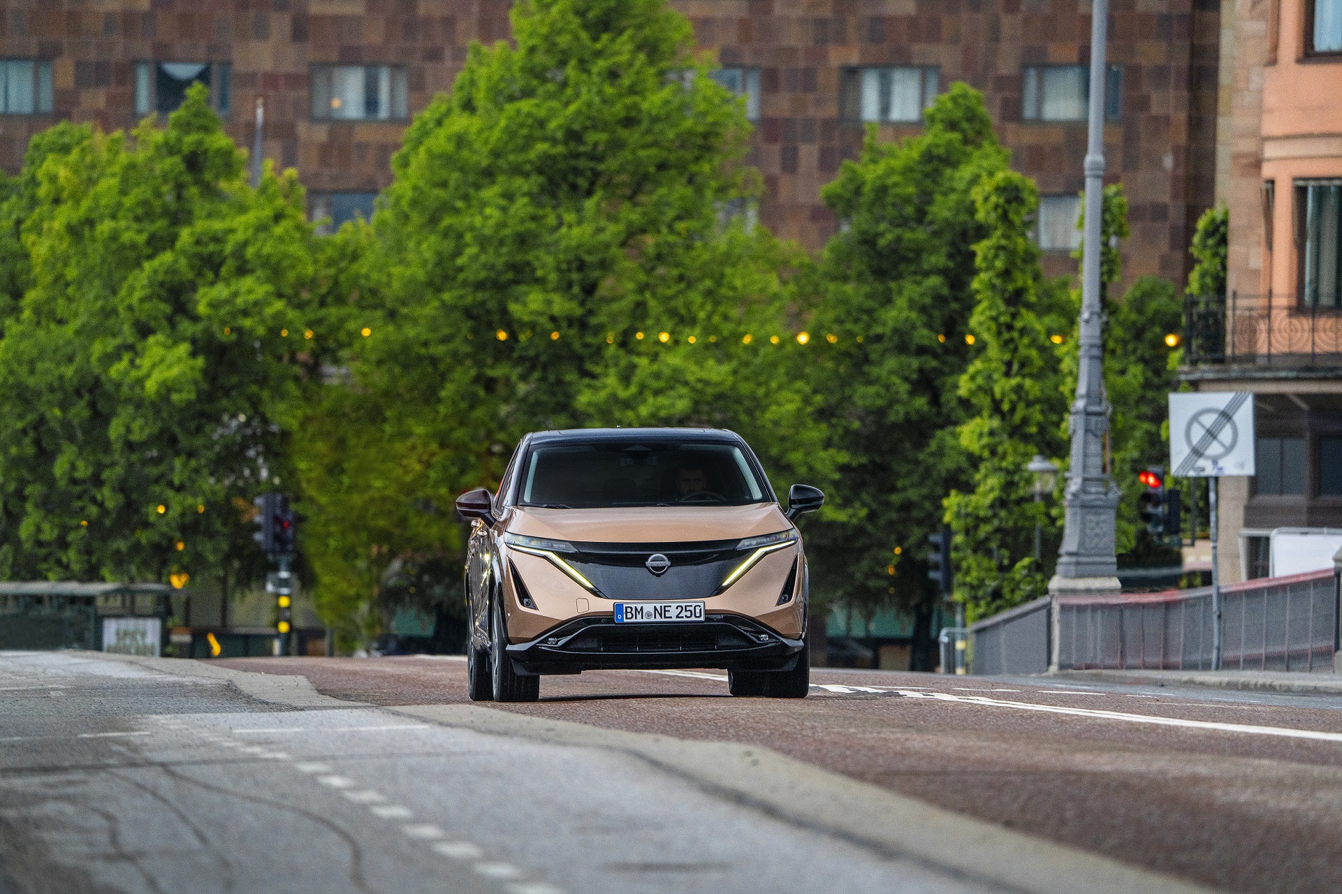 2023 Nissan Ariya Front Wallpapers  (15)