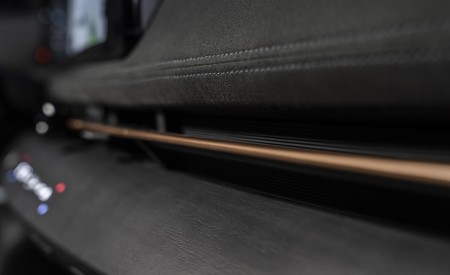 2023 Nissan Ariya Interior Detail Wallpapers  450x275 (54)