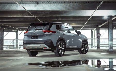 2023 Nissan X-Trail AU version Rear Three-Quarter Wallpapers 450x275 (3)