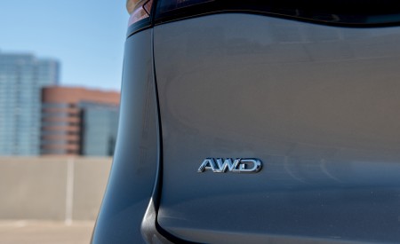 2023 Toyota Crown Limited AWD (Color: Heavy Metal) Badge Wallpapers 450x275 (9)