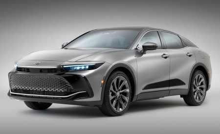 2023 Toyota Crown Limited Front Three-Quarter Wallpapers 450x275 (20)