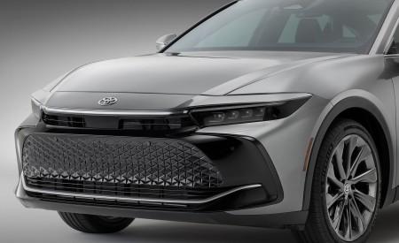 2023 Toyota Crown Limited Front Wallpapers 450x275 (24)