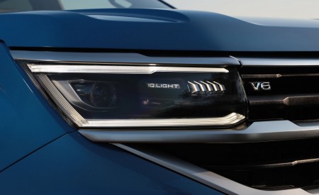 2023 Volkswagen Amarok Headlight Wallpapers 450x275 (16)