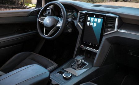 2023 Volkswagen Amarok Interior Wallpapers 450x275 (22)
