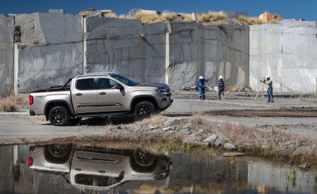 2023 Volkswagen Amarok Side Wallpapers 450x275 (56)