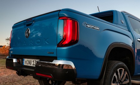 2023 Volkswagen Amarok Tail Light Wallpapers 450x275 (18)