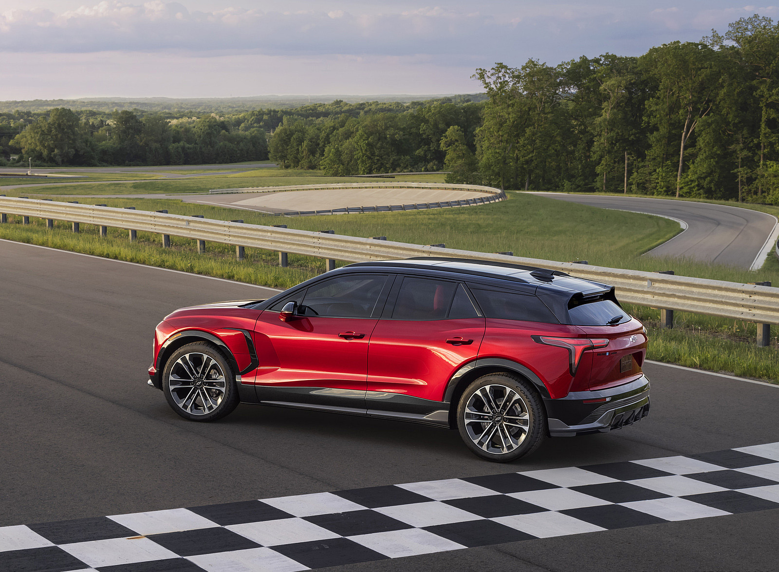 2024 Chevrolet Blazer EV SS (Color: Radiant Red Tintcoat) Rear Three-Quarter Wallpapers (5)