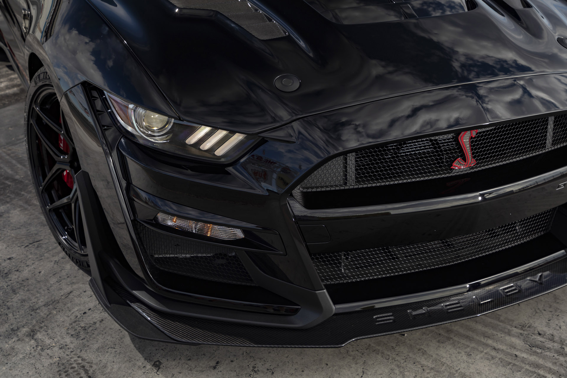 2022 Ford Mustang Shelby GT500 Code Red Headlight Wallpapers (8)