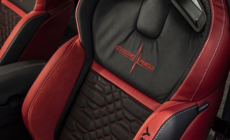 2022 Ford Mustang Shelby GT500 Code Red Interior Seats Wallpapers 450x275 (25)
