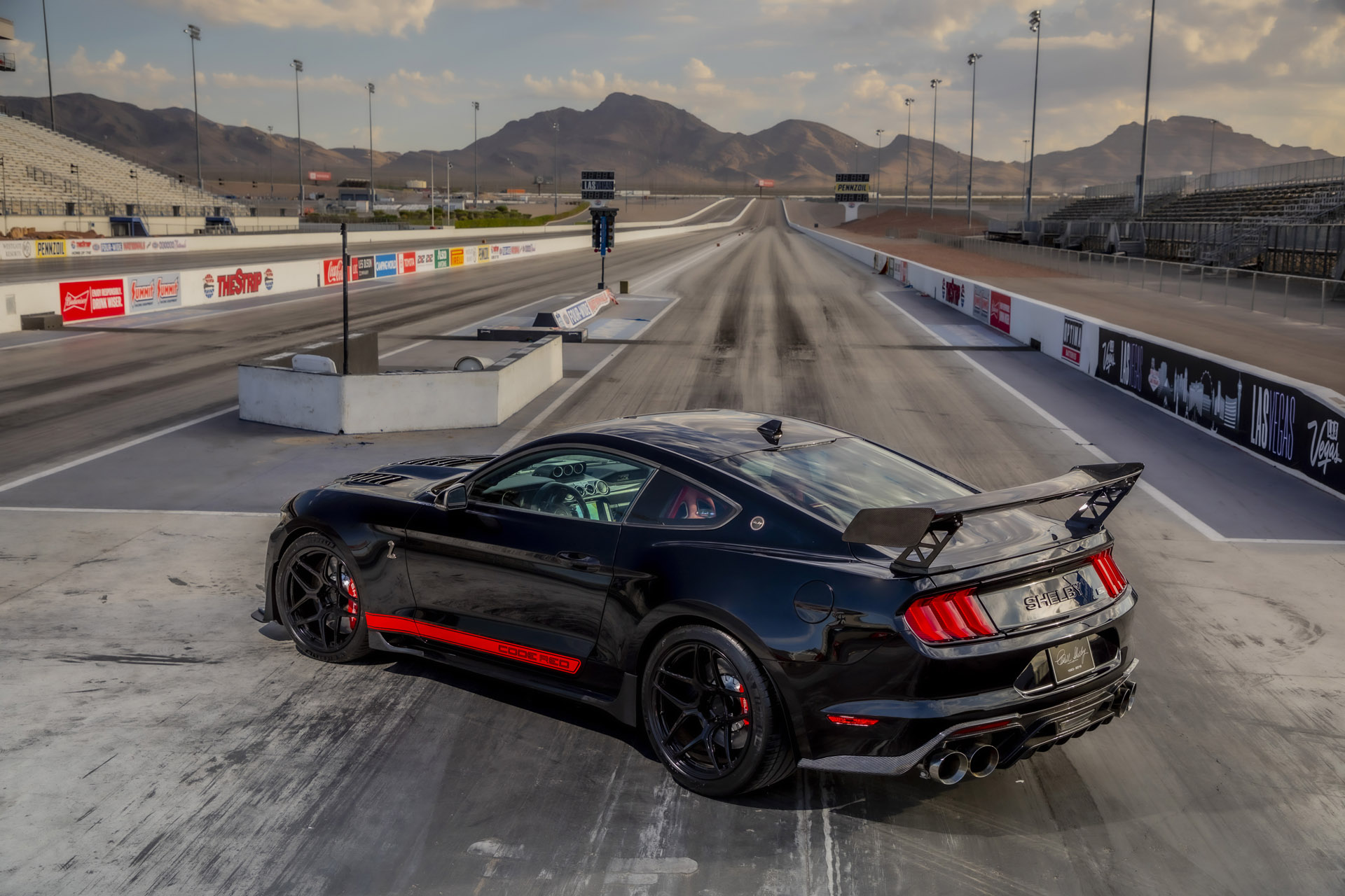 2022 Ford Mustang Shelby GT500 Code Red Rear Three-Quarter Wallpapers (5)