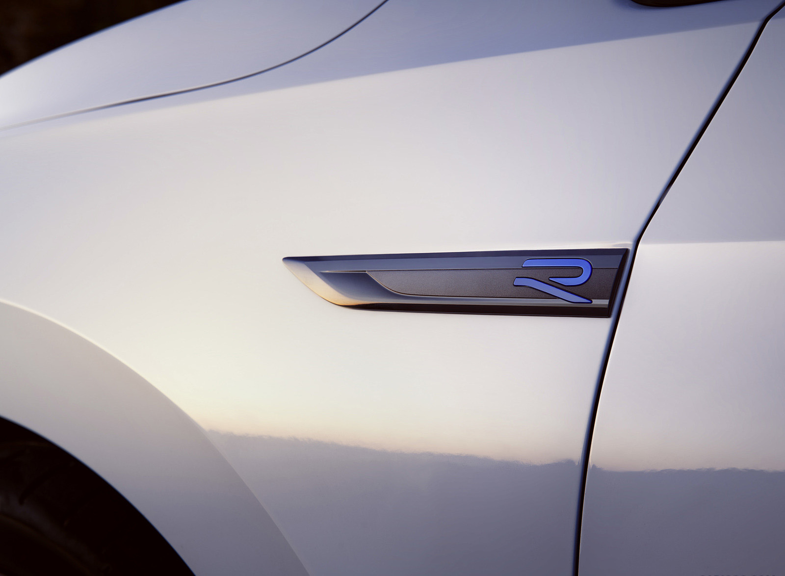 2022 Volkswagen Golf R 20 Years Detail Wallpapers (12)