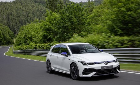 2022 Volkswagen Golf R 20 Years Front Three-Quarter Wallpapers  450x275 (5)