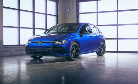 2022 Volkswagen Golf R 20th Anniversary Edition (US-Spec) Front Three-Quarter Wallpapers  450x275 (18)