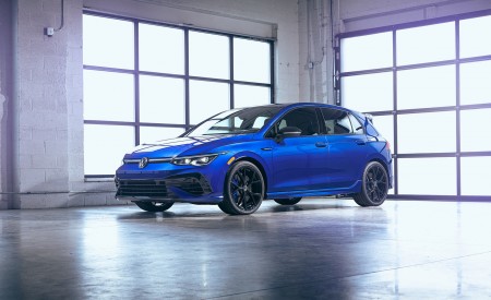 2022 Volkswagen Golf R 20th Anniversary Edition (US-Spec) Front Three-Quarter Wallpapers 450x275 (19)