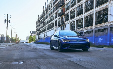 2022 Volkswagen Golf R 20th Anniversary Edition (US-Spec) Front Wallpapers  450x275 (7)