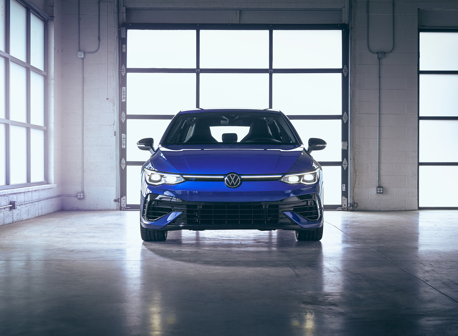 2022 Volkswagen Golf R 20th Anniversary Edition Front Wallpapers #21 of 53